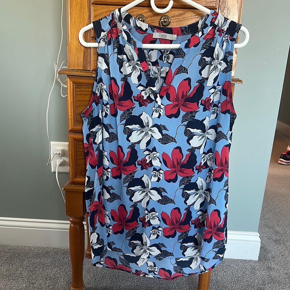 Dalia Blue Floral Women's Top